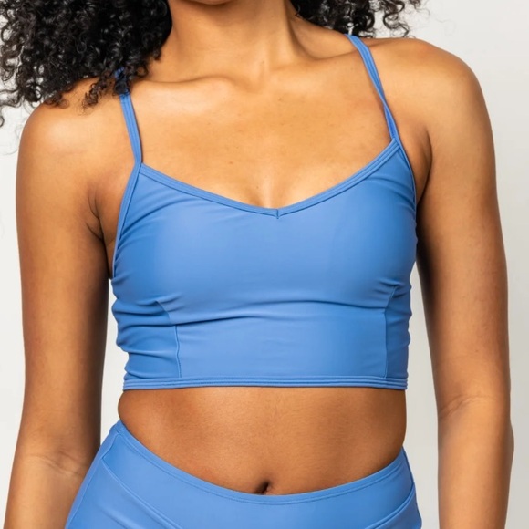 Kortni Jeane V’d crop top swim top - Picture 7 of 7